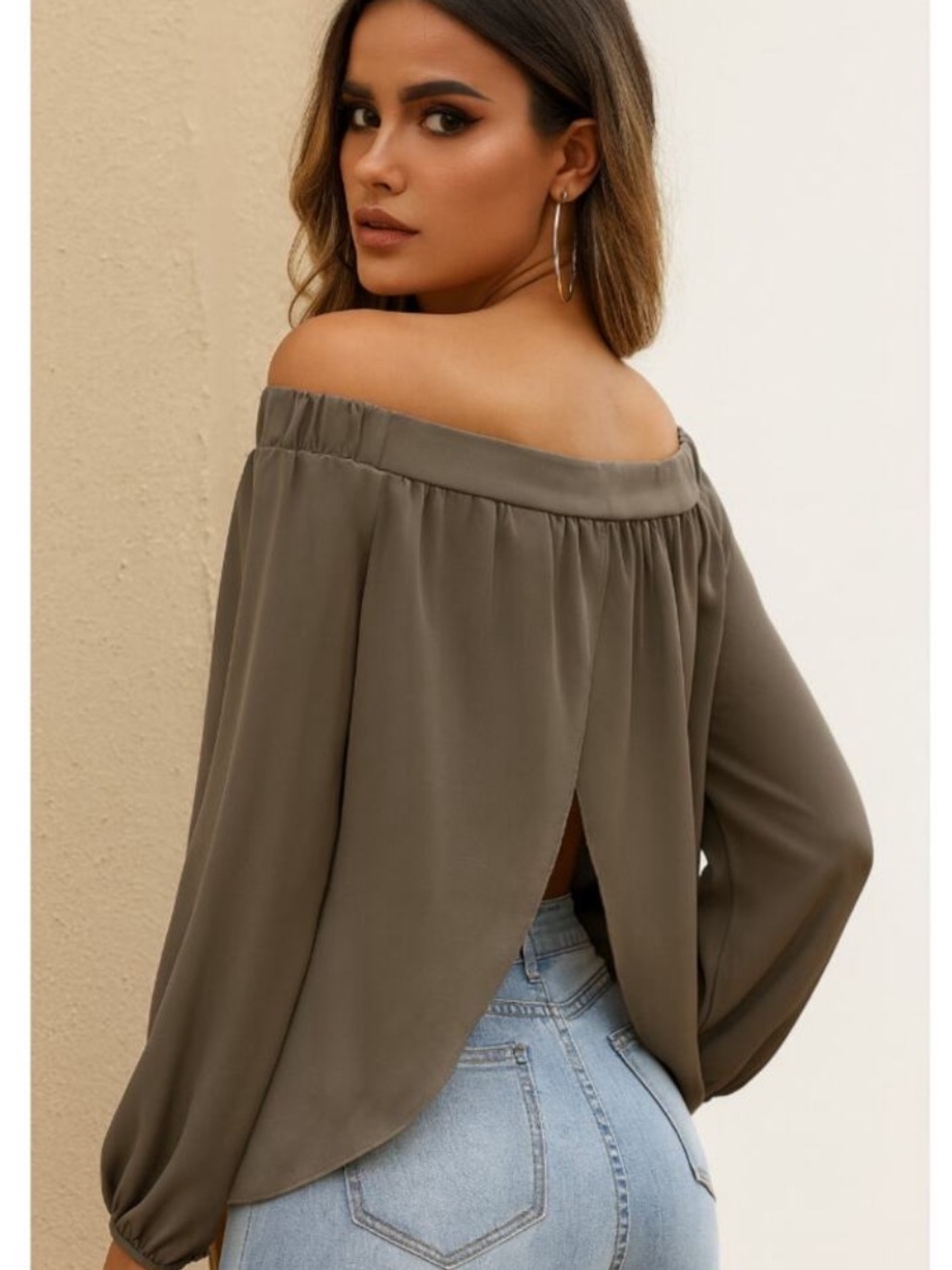 L’Academie Los Angeles Off Shoulder Satin Blouse XS Taupe
